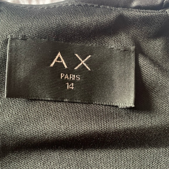 AX Paris, black bodycon, almost vampiric neckline and collar, sexy dress - Picture 9 of 10